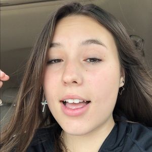 Meet your Posher, Ciara